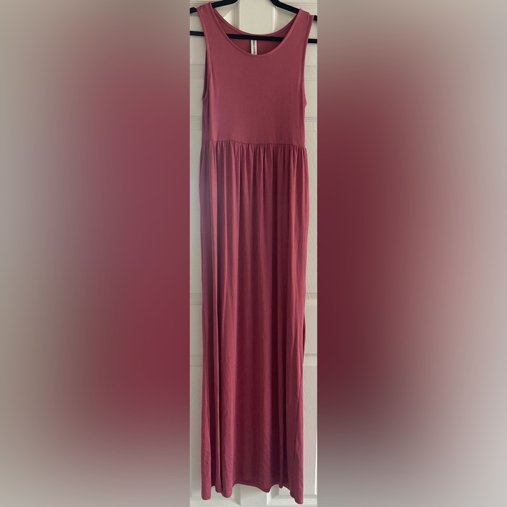 Zenana Outfitters rose pink maxi dress.